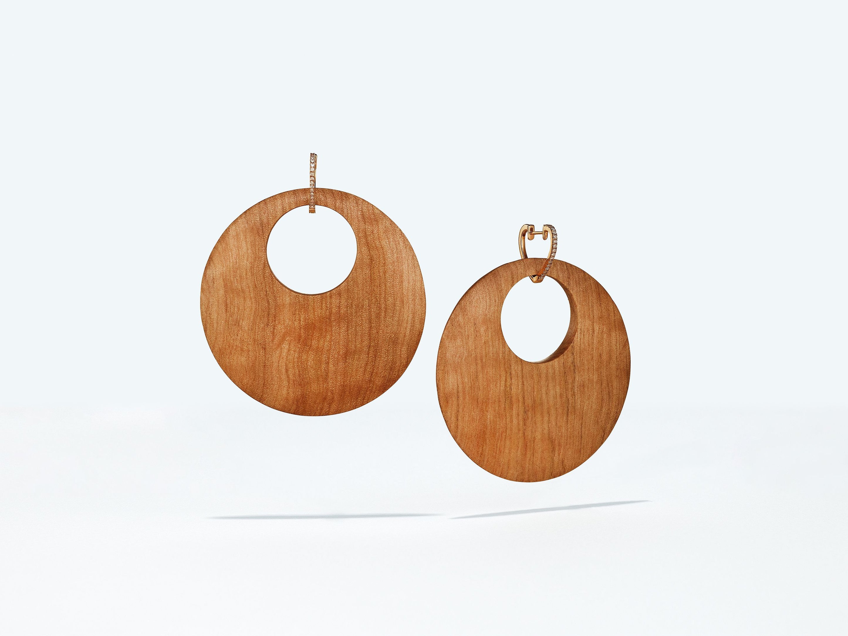 18K Yellow Gold Small Wood Hoops with Pave Diamond Heart Huggies