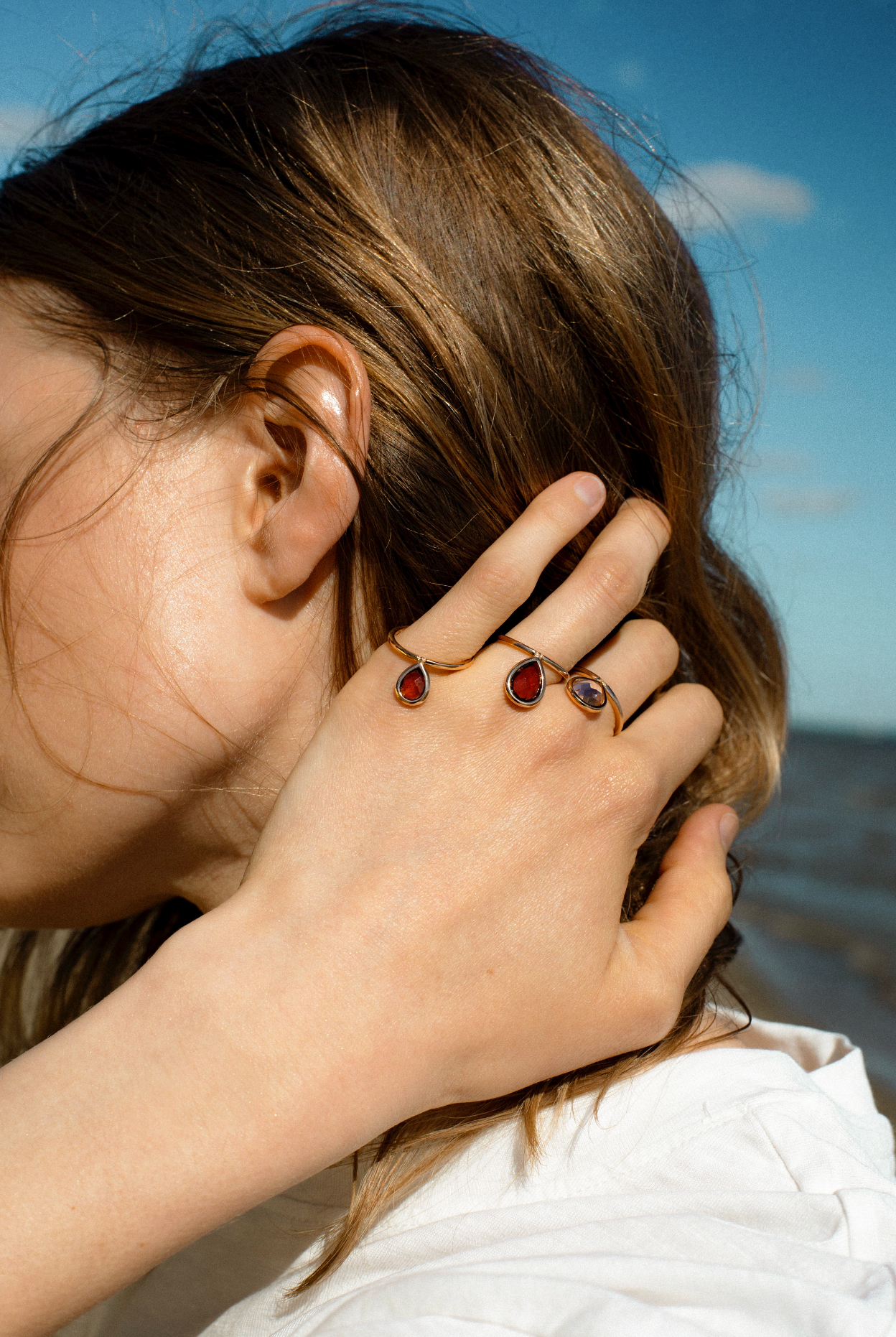 18K Rose Gold Garnet Mini Calla Flip Ring
