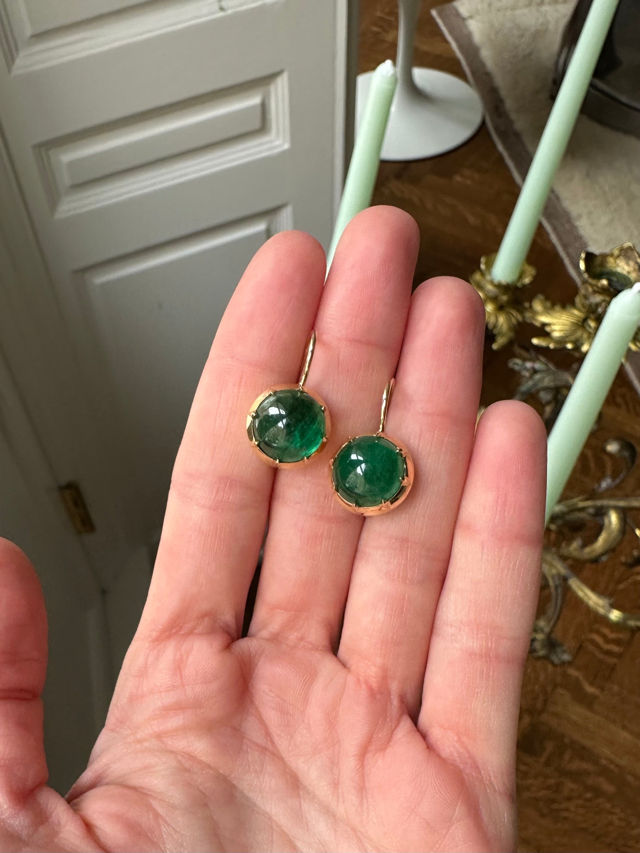 18K Yellow Gold Emerald Cabochon Single Drop Collet Set Earrings