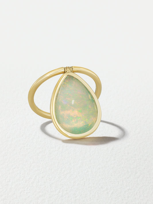 18K Yellow Gold Large Opal Calla Flip Ring